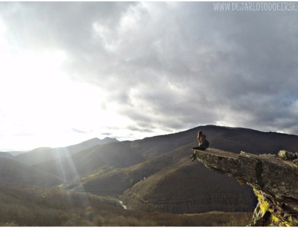 Tú te lo buscas por viajar sola