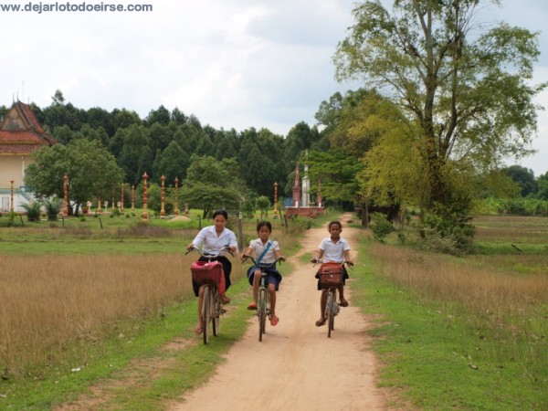 Ruido y sonrisas ¡esto es Camboya! KRATIE