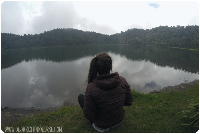 La laguna de Chicabal, un lugar sagrado para los mayas